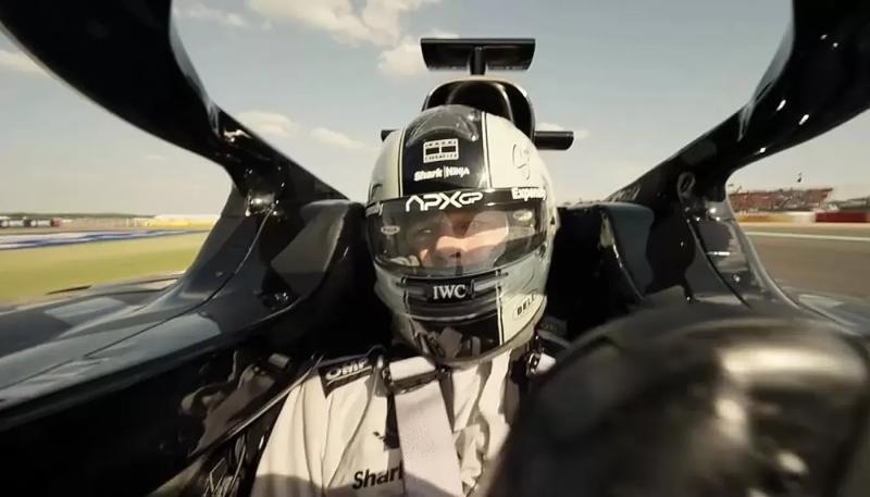 Брэд Питт пытается вернуться на трэк в трейлере "Формула 1"