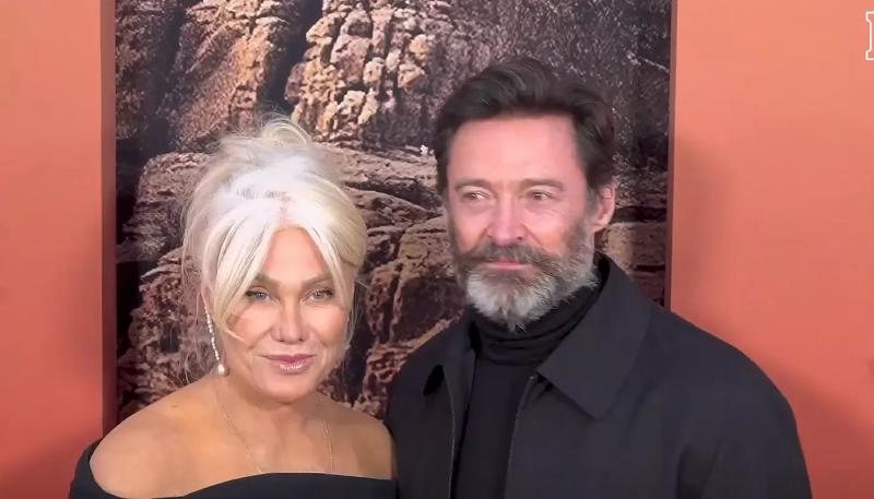 Жена Хью Джекмана подала на развод через два года после разрыва