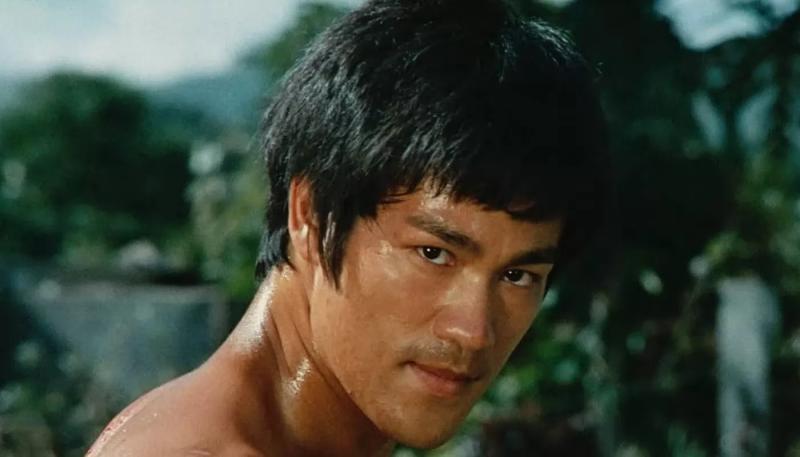 Искусственный интеллект восстановит фильмы с Брюсом Ли