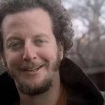 Звезду «Один дома» не будут судить за вовлечение в проституцию