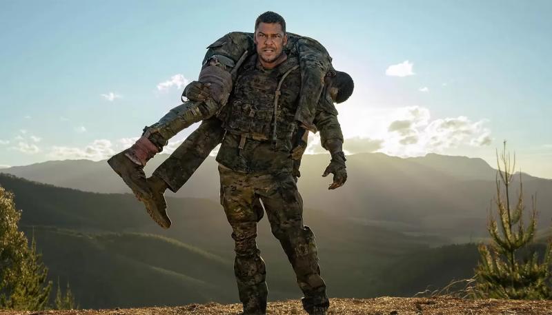 Netflix запускает сиквел «Военной машины» с Аланом Ричсоном